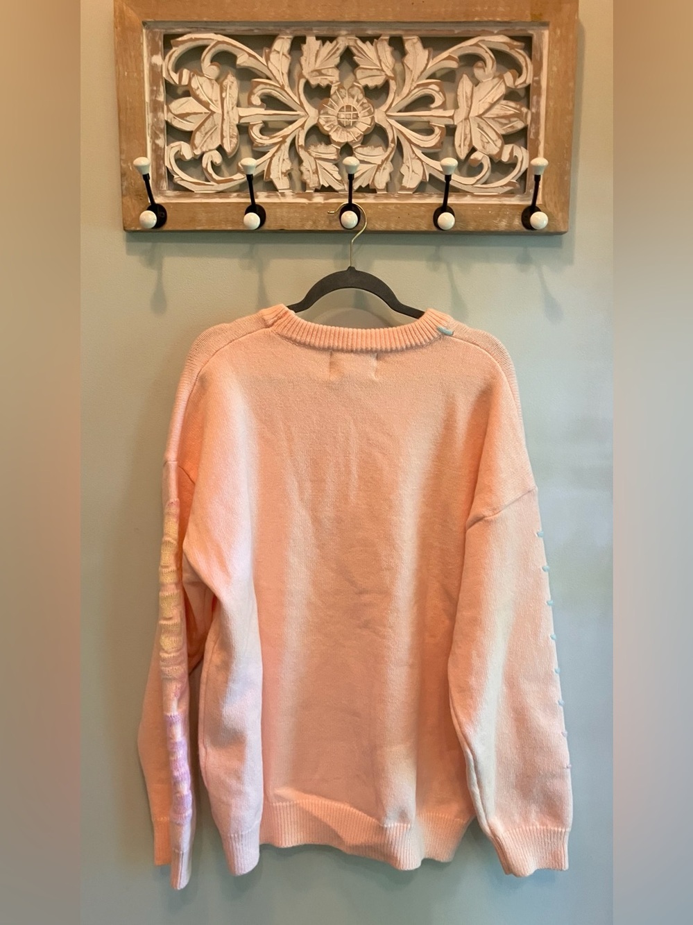 Aelfric Eden Pink Pastel Graphic Crewneck Sweater with Dinosaur and Stars NWT L - Picture 2 of 8